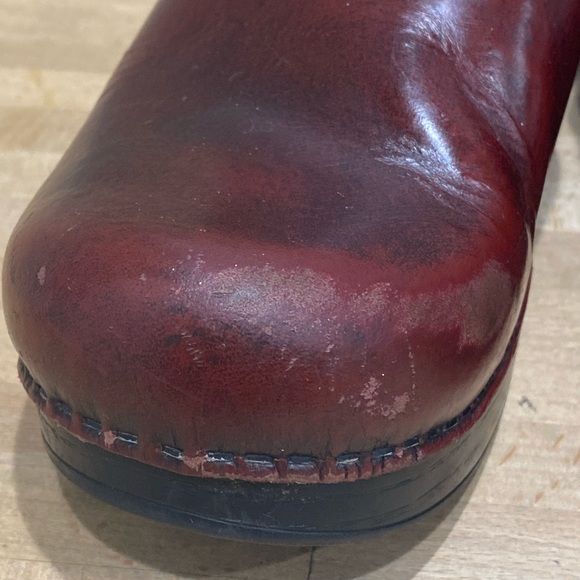 Dansko Professional Clogs Women's Size 38 US 7.5 - 8 Red Leather Slip on Shoes - Picture 9 of 10